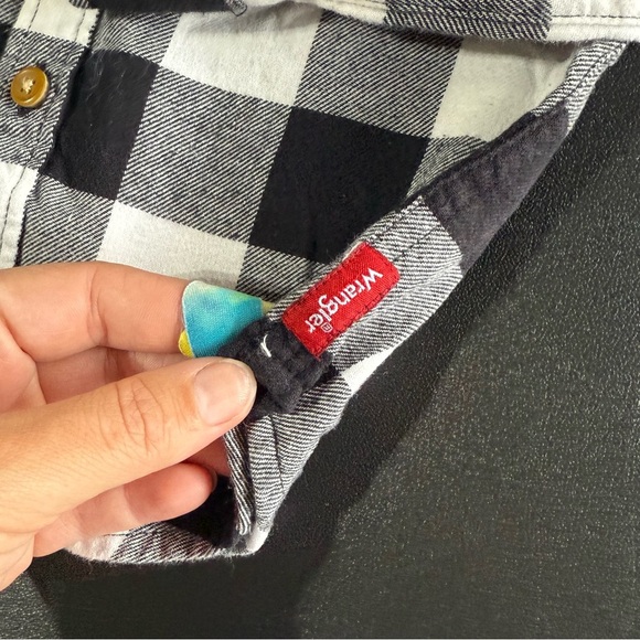 Wrangler Plaid Button Down - Picture 2 of 5